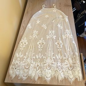 Francesca’s white dress